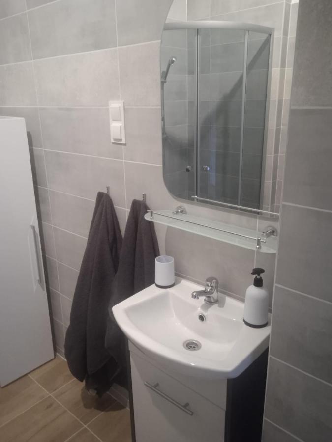 Przytulny Apartament W Sercu Karkonoszy Jelenia Gora Exterior photo